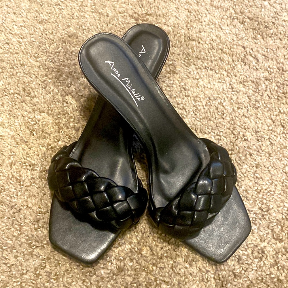 Strapless Heeled Slide